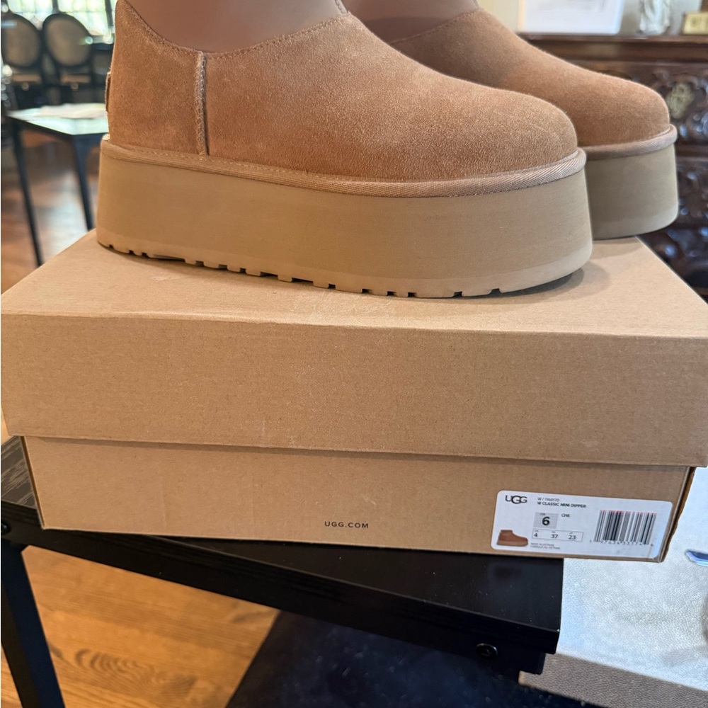 UGG Classic Mini Dipper